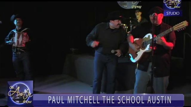 Jonny Martinez y Grupo Bravo - Cumbia De La Guitarra смотреть онлайн