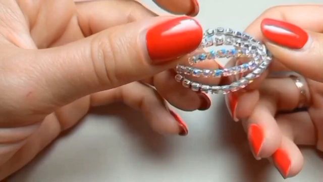 Обруч-венок из стразовых листьев. Как сделать необычную диадему