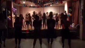 Я на тансполе скачу как конь