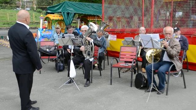 mk.mk.ua И вновь в яхт-клубе музыка звучит смотреть онлайн