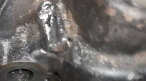 ремонт и востановление крепления на чугунном блоке.