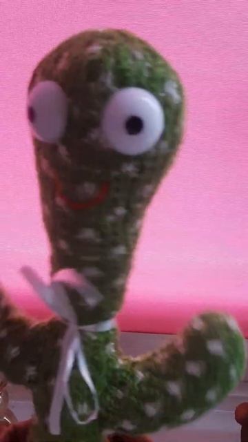 Танцующий кактус 🌵 мелодия 3, найди птенца и осьминога 🐙 в одном из видео! смотреть онлайн