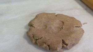 Галета со сливой из ржаной муки