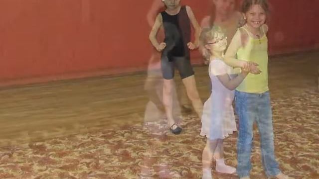 Аутисты танцуют