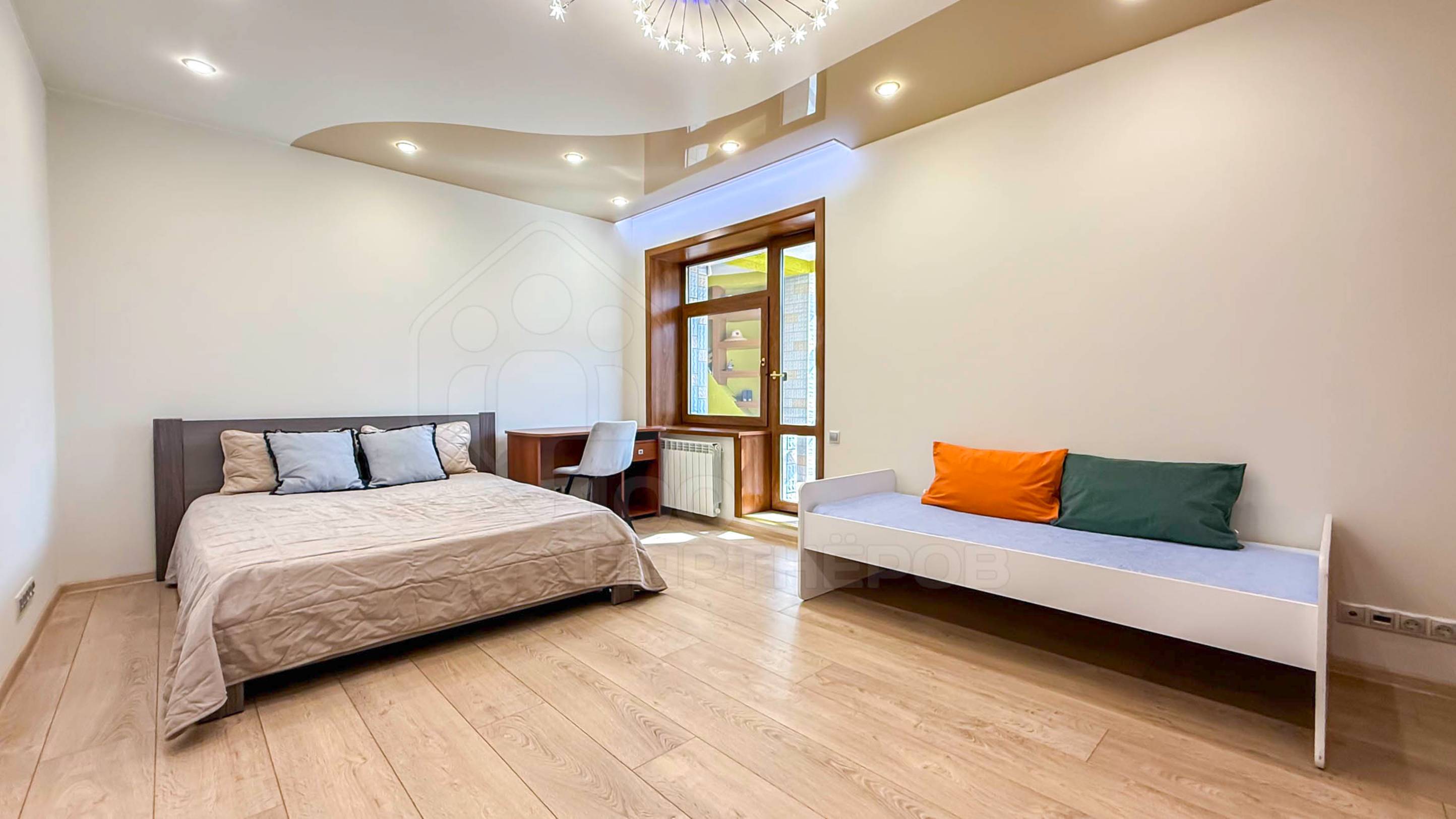 Рум-тур 3-к квартиры по адресу: Байкальская 295/1 ЖК "Солнечный". смотреть онлайн