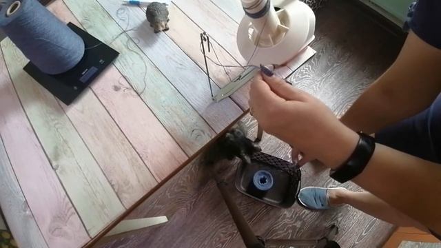 Как я перематываю бобинную пряжу смотреть онлайн