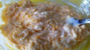 Сырный салат с помидорами