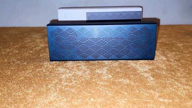 Review Of Edifier MP120 Bluetooth Speaker. Explosive 8 Watt Sound And Long Battery Life.