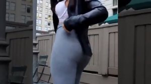 Ласкает попу!!! Хитрюга #24