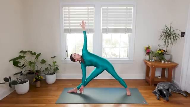 30 Yoga for Inner Space Travel