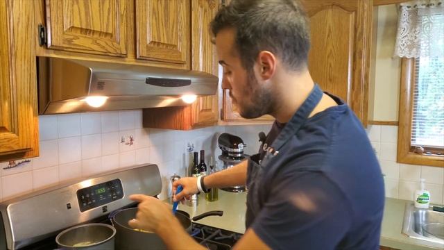 Neapolitan Style. Pasta and Potatoes. Easy Recipe. Authentic Italian Dish смотреть онлайн