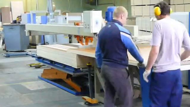 Подающее устройство для форматно раскроечного центра — Мегапак