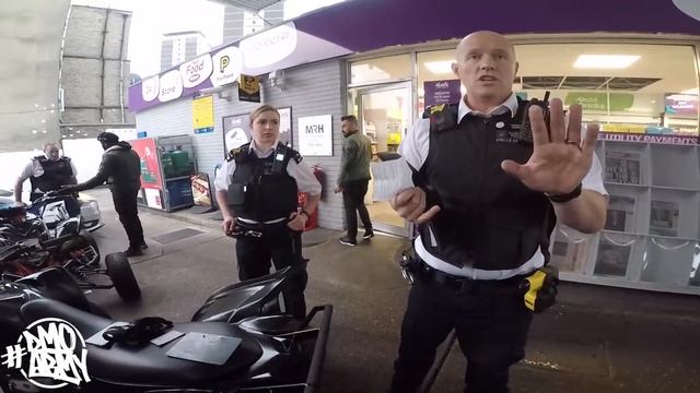 BUSTED BY THE POLICE ON MY SUPER QUAD IN LONDON!! *ARGUMENT** смотреть онлайн