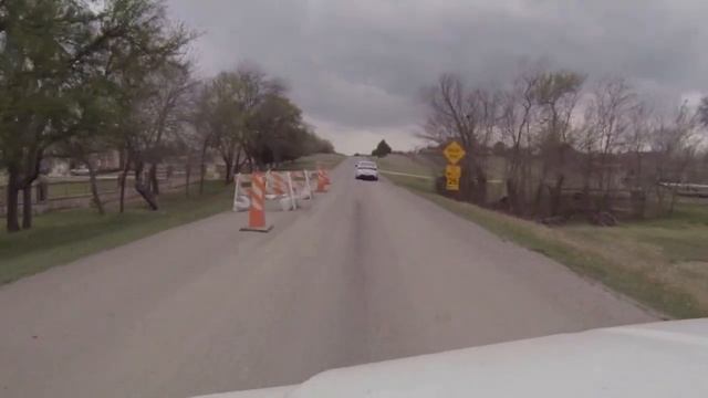 Running off the Road - Driving in Texas смотреть онлайн