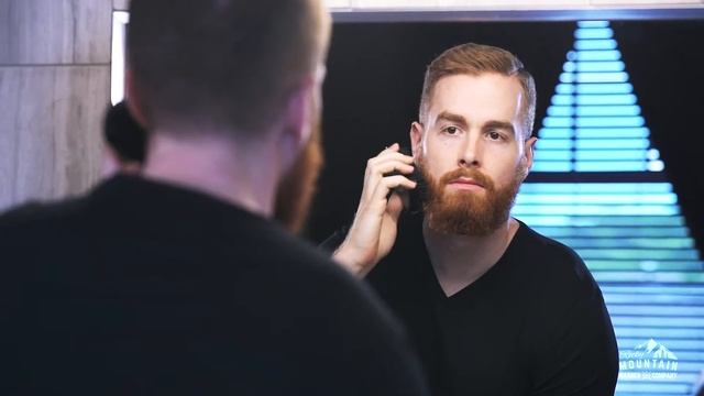 How to Use a Beard Brush - Keep Your Beard Groomed смотреть онлайн