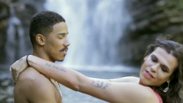 Nobre Marginal - Lulu Monamour (Oficial) смотреть онлайн