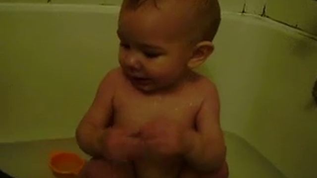 Uriah excitedly dancing to baby beluga on his birthday смотреть онлайн