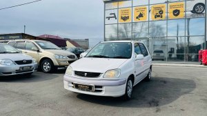 Toyota Raum, 2000 год