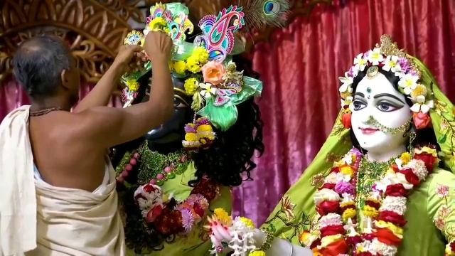 Шри Шри Радха Мадхава смотреть онлайн