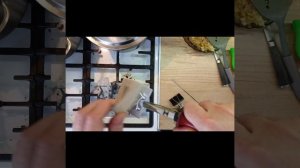 "Тверская плоская" кормушка с грунтозацепами.