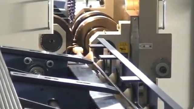 Станок для правки длинномерных прутков 130-6000 мм.