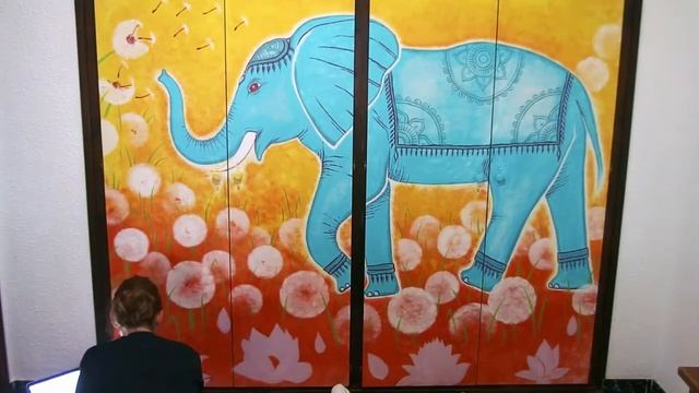 Art Time Lapse | Painting an elephant on a bedroom's wall closet смотреть онлайн