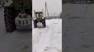 Всем привет, чищу снег  на юмз-6, эо-2621