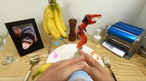 Eating Long Horse from bananas | Kluna Tik Style | mukbang ASMR SOUND | Mang Tik | Trevor Henderson