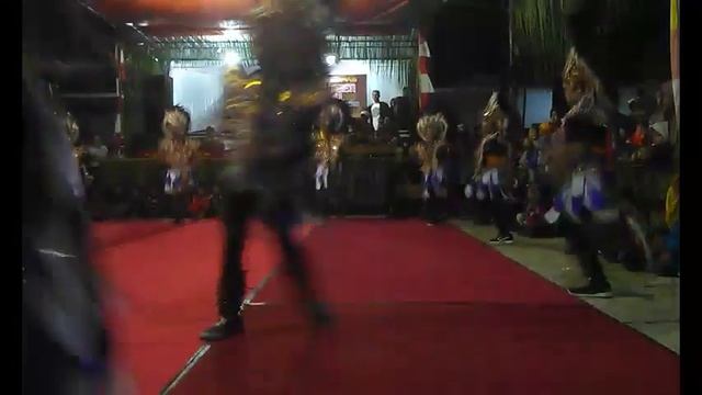 DWS NoLima topeng ireng смотреть онлайн