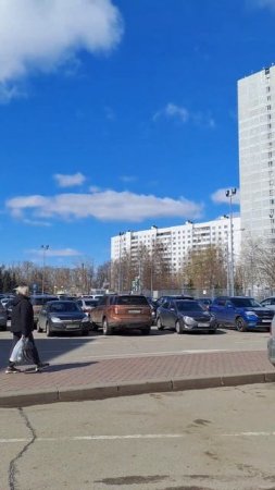 Парковка у Т.р.ц.