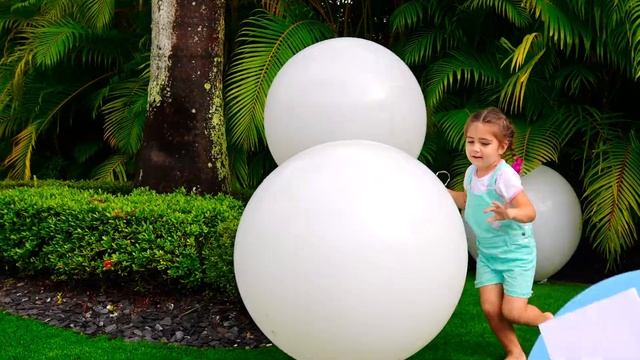 Nastya  and Mia  - balloons   kids song (Official video)  Learning Colors смотреть онлайн