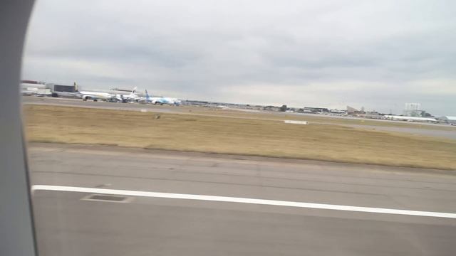 4K - Finnair A321 Landing at London Heathrow Airport (Camera B) смотреть онлайн