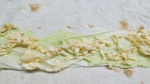 Лаваш фаршированный сосиской с каперсами и шампиньоном