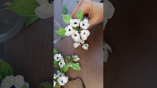 Сборка броши из цветов холодного фарфора смотреть онлайн