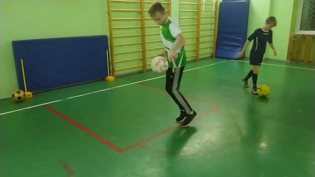 Никита.Футбольный фристайл