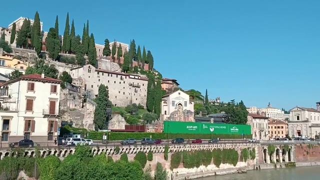 Верона, вид с моста понте Пьетра