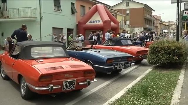 Club Fiat 850 Spider Bertone Raduno Maggio 2015 06 смотреть онлайн