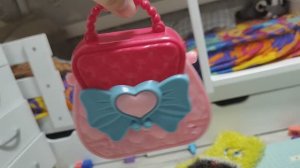 играем в детскую сумочку, игрушечная сумочка для девочек