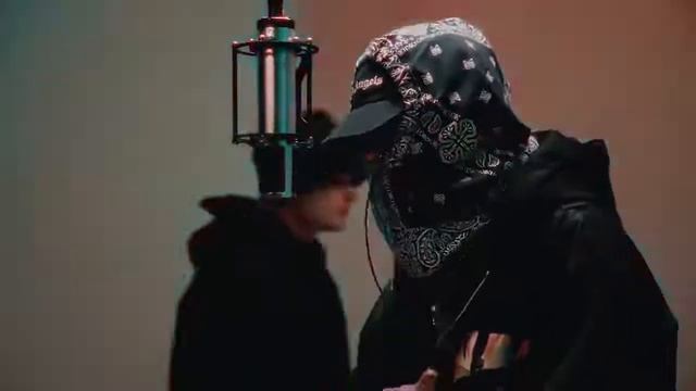 Голодный Пёс (SEEMEE feat. SODA LUV) смотреть онлайн