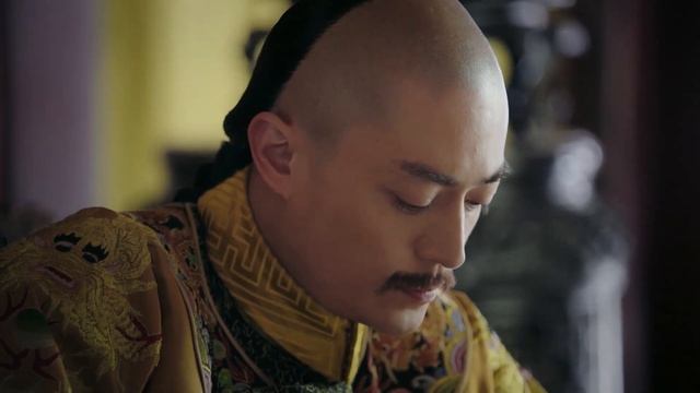 没点儿文化都玩不了宫斗！海兰秒懂如懿密语，掰开寿桃联合李玉救她脱困#中国电视剧 #ruyisroyalloveinthepalace #周迅 #霍建华#电视剧 #古装剧#如懿传