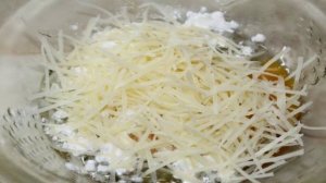 Свиные отбивные с пармезаном и твердым сыром