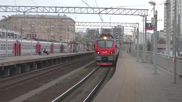 Электровоз ЭП20-078 (ТЧЭ-6) со скорым поездом "Дневной экспресс" №045В Тамбов - Москва.