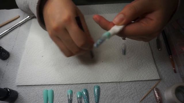 Press On Nail Tutorial | Mint Blue Glitter & Rhinestone Design| Gel Polish DIY 🦋 смотреть онлайн