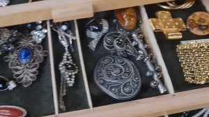 Обзор Новосибирской апрельской выставки-продажи антиквариата и предметов коллекционирования 05.04.25