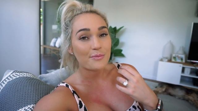 How to increase your metabolism!! Staying on track while PMS'ing?? Q&A Vlog + Full Body Workout смотреть онлайн