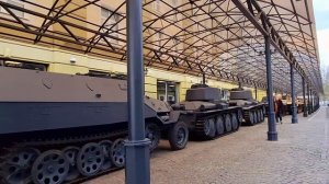 Посетили музей Вадима Задорожного.Уличная экспозиция военной техники-15.04.2025 год.