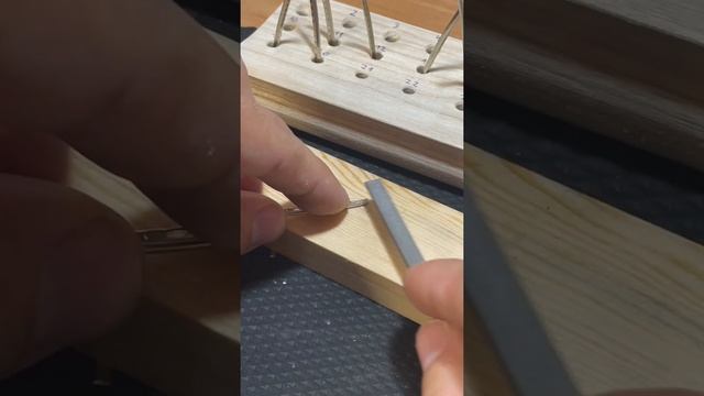 My approach&most of the steps I take when refretting a bound neck. Follow me on IG @atticstringwork смотреть онлайн