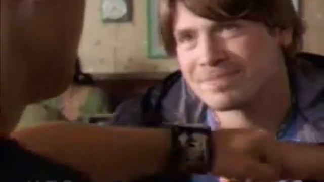 spellie - the right kind of wrong смотреть онлайн