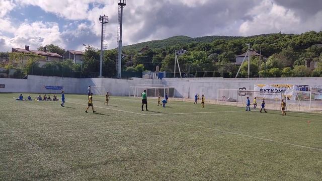 ДЮСШ Евпатория (2013) - СДЮСШОР №8 (2013) (Ростов-на-Дону) 1-й тайм (23.06.2022г.) смотреть онлайн