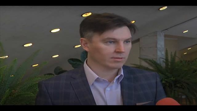 Депутаты от КПРФ высказались по острым законопроектам (01.11.2022) смотреть онлайн